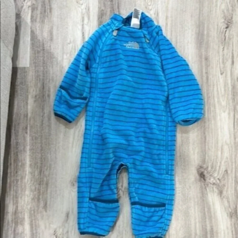 The North Face Kids Blue Striped One Piece winter  onesie size 6 month -12 month